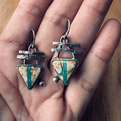 Cute Crosshatch Ribbon Turquoise Earrings
